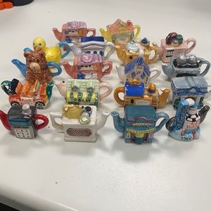 Wade Red Rose figurines